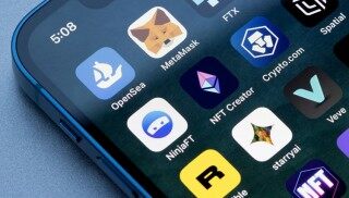 苹果新条款再禁App提供外连买NFT！30%内购佣金收定了